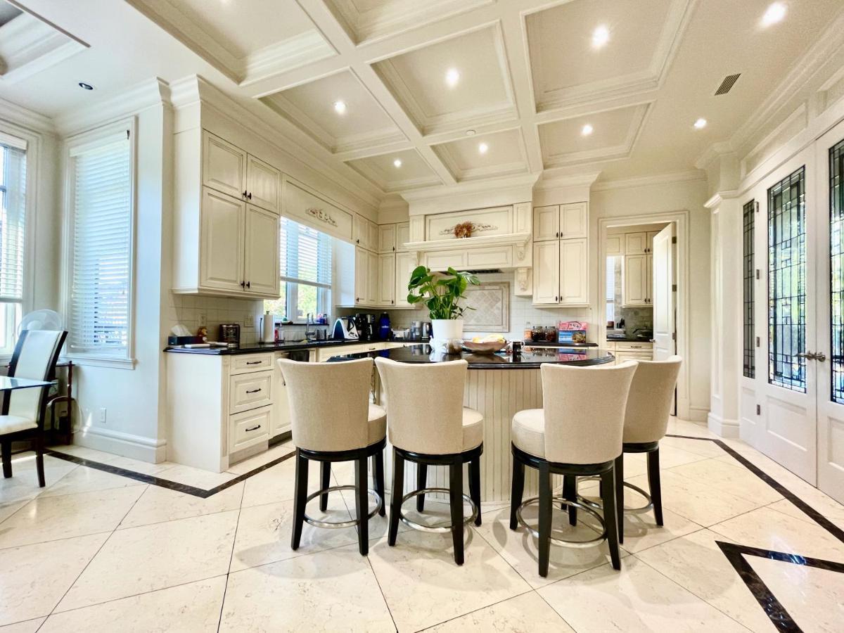 Vancouver Luxury Guesthouse المظهر الخارجي الصورة